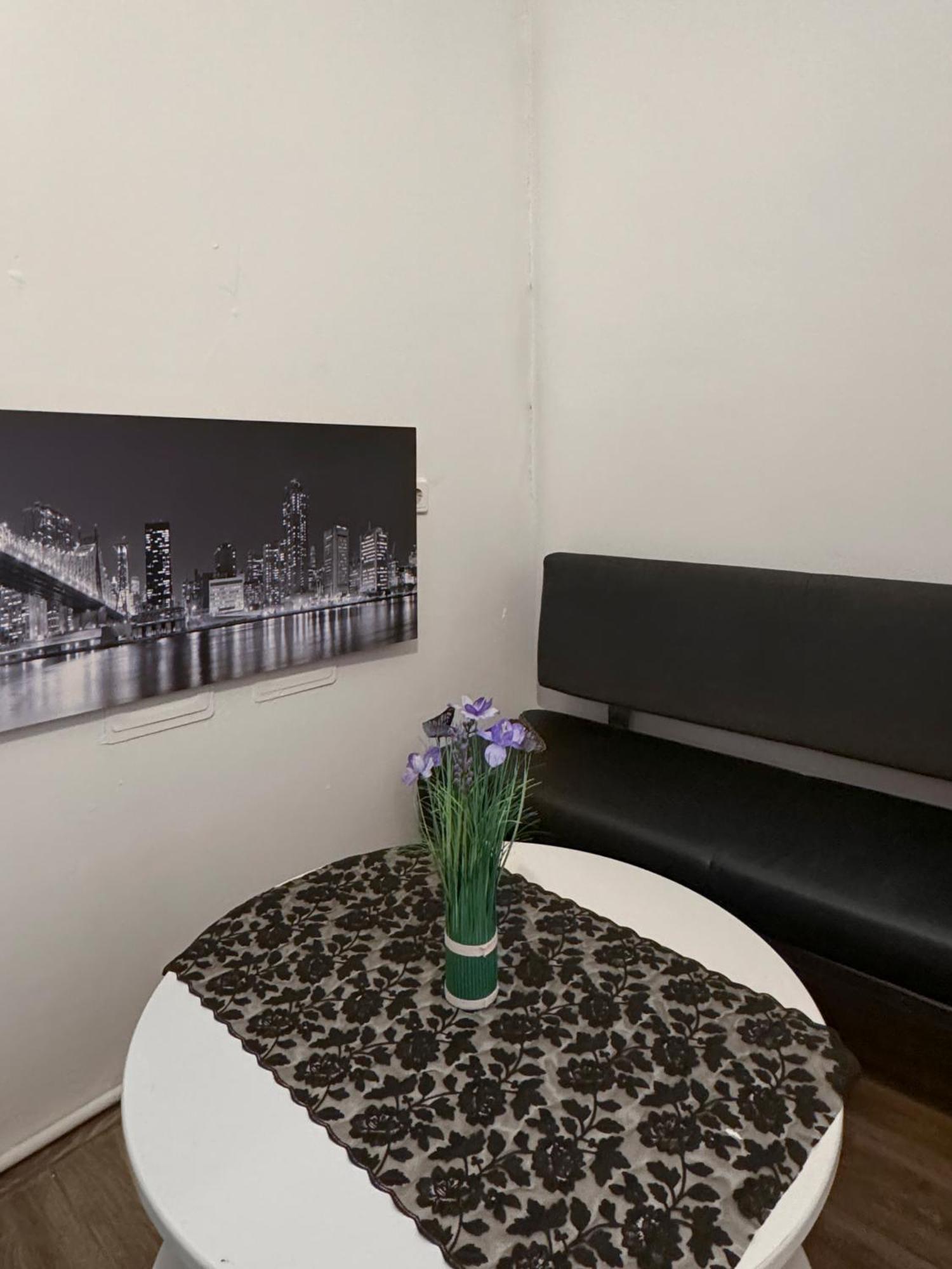 Feworld - Center Apartment *